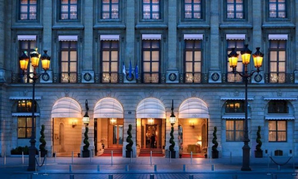 Παρίσι: Φρίκη στο ξενοδοχείο Ritz- 26χρονη πελάτισσα κατήγγειλε μασέρ για επαναλαμβανόμενο βιασμό